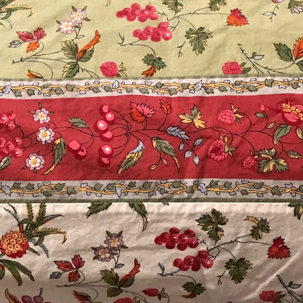 Williams Sonoma Tablecloth